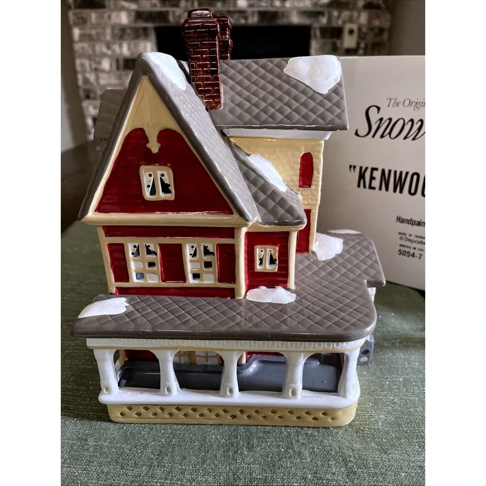 Department 56 Snow Village 1989 Kenwood House #5054-7 Plus Bonus Man On Ladder